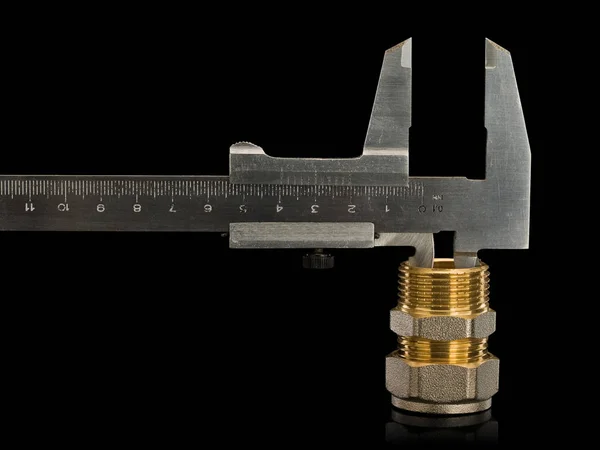 Meting van de inwendige diameter van de plug met behulp van kaliber — Stockfoto