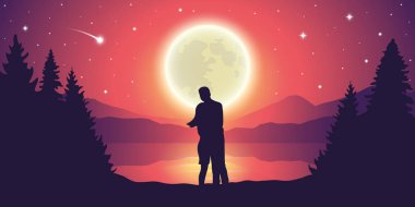 çift dolunay ve güzel gölde düşen yıldız bakar