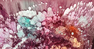 Petri sanatı - resimde modern bir teknik, epoksiye alkollü mürekkep ekleyerek yaratılır. Sertleştikten sonra mürekkep damlaları sertleşir ve alg, karamel resifleri ve deniz yatağı gibi görünür..