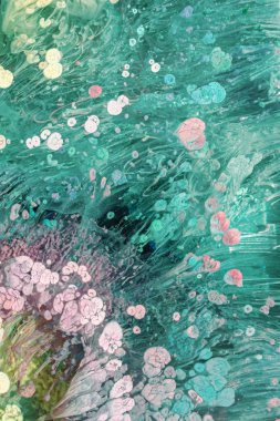 Petri - resimde modern bir teknik, epoksiye alkollü mürekkep ekleyerek yaratılır. Modern sanat. Soyut renkli arka plan, duvar kağıdı. Mermer dokusu. Modern afişler için Sıvı Sanat, ruhani grafik tasarımı.