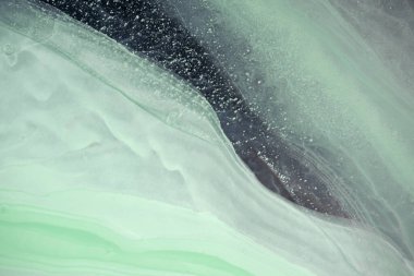 Mavi, pembe, yeşil, mor, kırmızı, kırmızı, sarı, siyah bir arka plan. Orijinal alkol mürekkebi resminin bir parçası. Modern sanat. Soyut renkli arka plan, duvar kağıdı. Mermer dokusu. Modern afişler için Sıvı Sanat, ruhani grafik tasarımı.