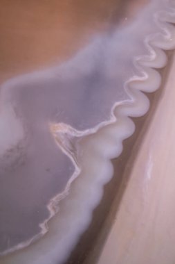 Renkli soyut epoksi reçine resminin makro fotoğrafı. Tasarım kapağı, yıllık rapor, davetiye, broşür, sunum, ambalaj, poster, kartvizit, düğün davetiyesi.