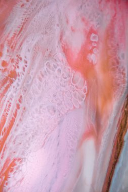 Renkli soyut epoksi reçine resminin makro fotoğrafı. Tasarım kapağı, yıllık rapor, davetiye, el ilanı, sunum, ambalaj, poster, kartvizit, düğün davetiyesi için başvurulabilir. Modern sancak için modern sıvı sanat, ruhani grafik tasarım.