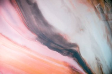 Renkli soyut epoksi reçine resminin makro fotoğrafı. Tasarım kapağı, yıllık rapor, davetiye, el ilanı, sunum, ambalaj, poster, kartvizit, düğün davetiyesi için başvurulabilir. Modern sancak için modern sıvı sanat, ruhani grafik tasarım.