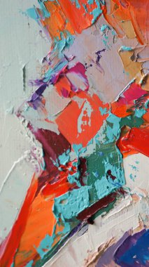 Parça. Çok renkli desenli boya. Soyut sanat geçmişi. Tuval üzerine yağ. Sert fırça darbeleri. Yağlı boya ve palet bıçağıyla yapılmış bir resmin yakın çekimi. Yüksek desenli, yüksek kaliteli detaylar.