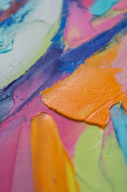 Tuval üzerindeki yağlı boya palet bıçağıyla yazılır. Yağlı boya ve palet bıçağıyla yapılmış bir resmin resmi.. 