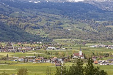 Giswil köyü ve Sarner Gölü, Raststststtte Giswil, İsviçre