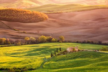 Pienza, Toskana, İtalya çiftlik evi ile Pastoral kırsal