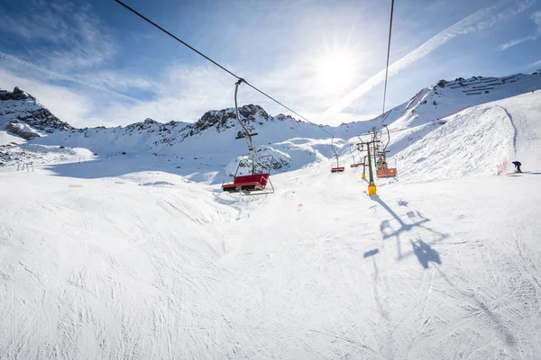 Estación de esquí de Ciampac, Valle del Fassa, Dolomitas, Italia — Foto de Stock