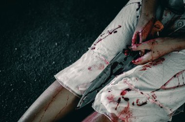 Korkunç Kadın Sahnesi, Cadılar Bayramı Cinayet Konsepti.