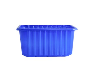 Plastik mavi yemek kabı. Beyaz izole.