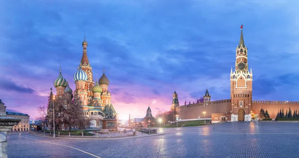Moskova Rusya Gezmek Moskova Kremlin Panoramik Manzarası Aziz Basil Katedrali — Stok fotoğraf