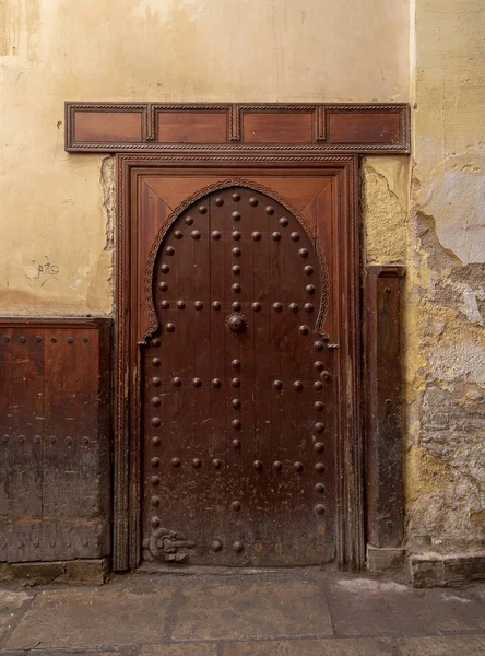 Design Tradițional Stil Marocan Unei Uși Antice Intrare Din Lemn — Fotografie, imagine de stoc