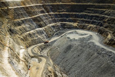 Yeraltından benim kamyon