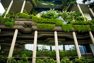 Şehirdeki Yeşil Eko Binası