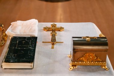 Kilise Vaftiz Malzemeleri