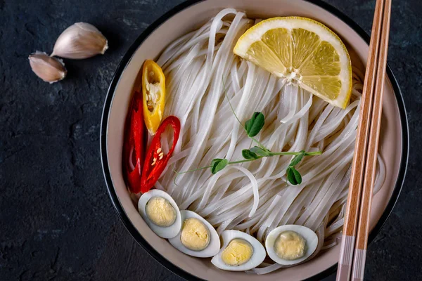 麺｜亜細亜料理 — ストック写真