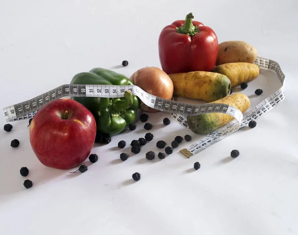 Äpple Och Paprika Med Meterband — Stockfoto