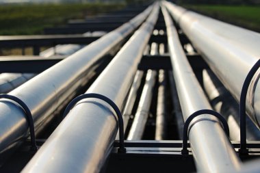ham petrol fabrika gümüş boru hattı sistemi