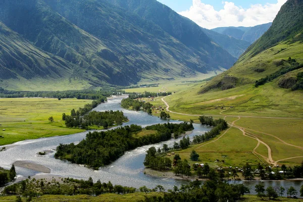 Der chulyshman-Fluss im Altai — Stockfoto