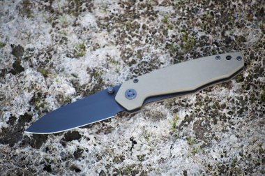 Katlama seyahat bıçak ile siyah bıçak paslanmaz çelikten yapılmış bir