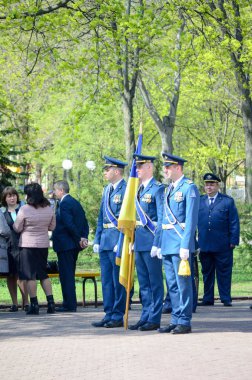 Kharkiv, Ukrayna 26 Nisan, 2018: Moleben ve çiçekler döşeme 