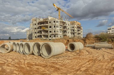 bir yerleşim bölgesinde inşaatı.