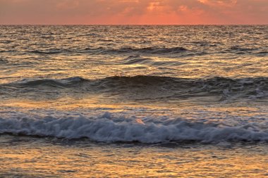Akdeniz 'de gün batımı.