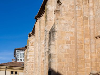 Tarihi Avrupa ortaçağ inşaatında mimari ayrıntılar.