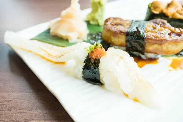 Punct de focalizare selectiv pe Sushi — Fotografie, imagine de stoc