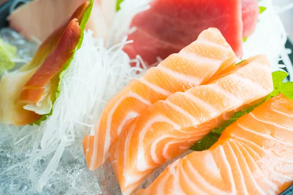 Сырой свежий сашими — стоковое фото