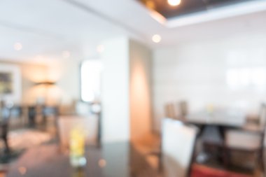 Otel lobisinde bulanıklık