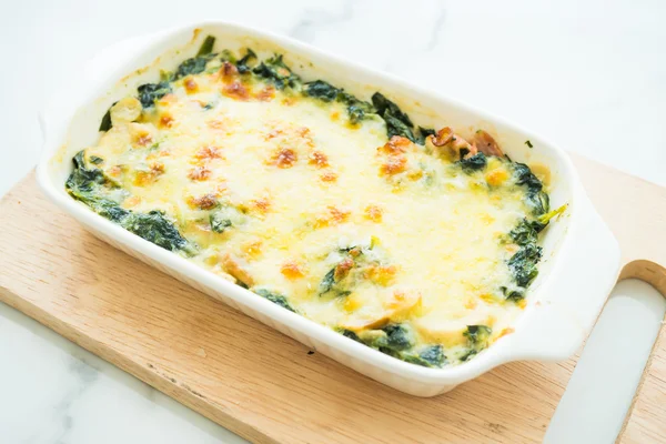 Bakad Spenatlasagne — Stockfoto