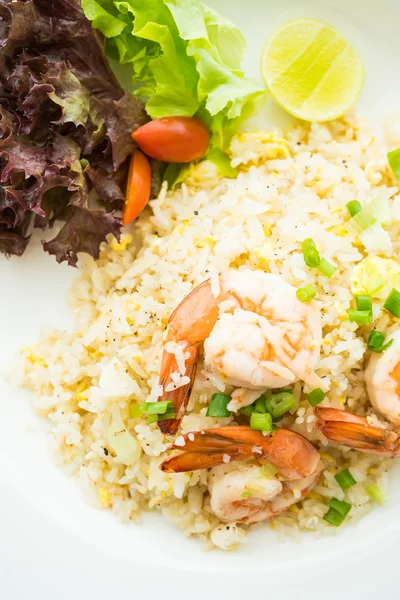 Arroz de patatas fritas con camarones — Foto de Stock