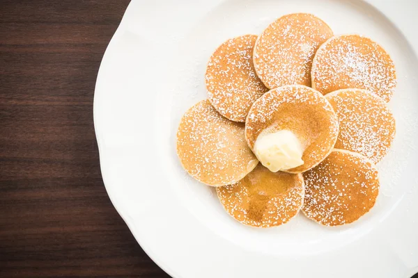 Crêpe au beurre sur le dessus — Photo