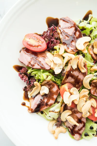 Smoked duck salad