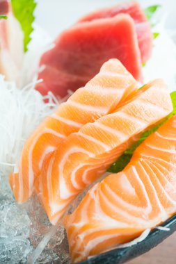Ham taze Sashimi