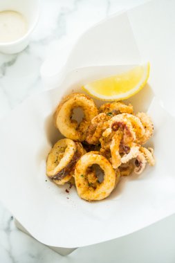 lezzetli kalamar yüzük