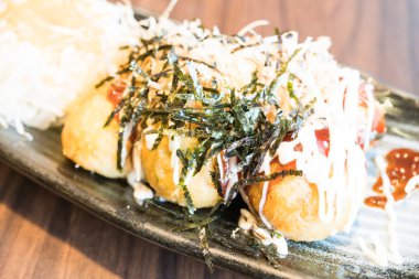 Kalamar top ya da Takoyaki 