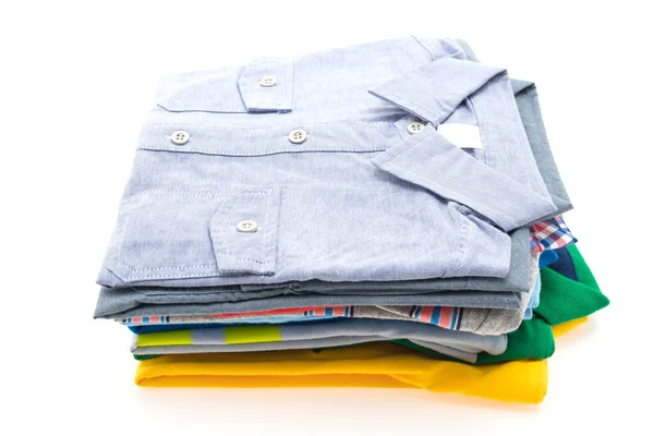 Stapel T shirts en polo shirts — Stockfoto