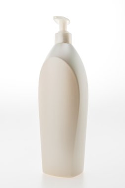 Boş kozmetik ve losyonu şişesi