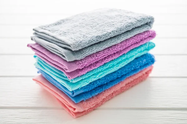 Stack of colorful of bath towels — Stock Photo, Image