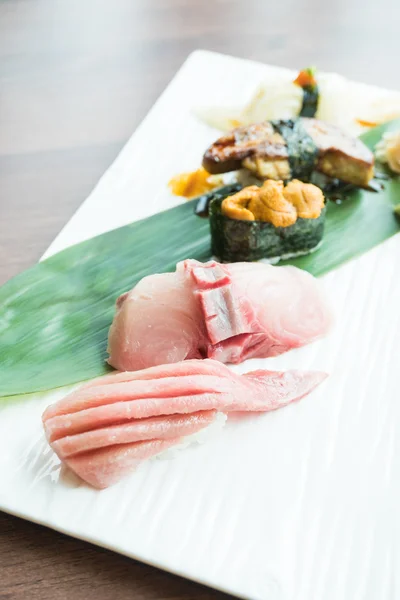 Japonés fresco sushi — Foto de Stock