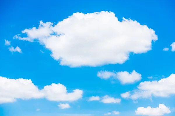 White cloud on blue sky — Stock Photo, Image