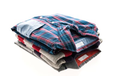 Renkli gömlek ve elbise