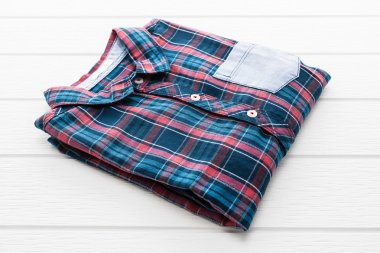 Tartan veya ekose gömlek