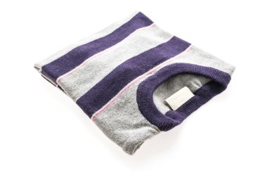 Yün kazak üzerine beyaz izole 