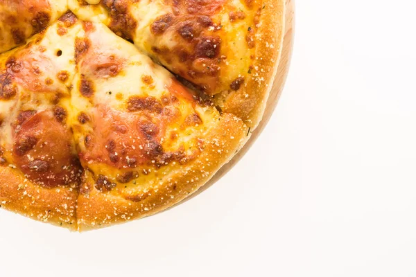 Pepperoni Pizza auf Holzteller — Stockfoto