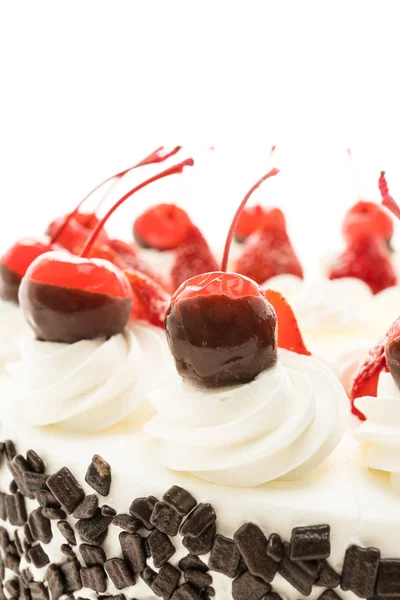 Sobremesa de bolo com cerejas — Fotografia de Stock