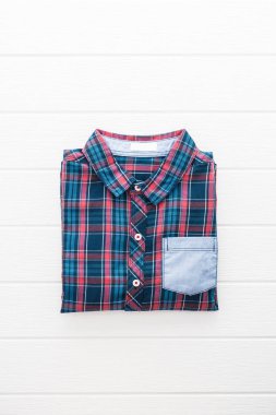 Tartan veya ekose gömlek